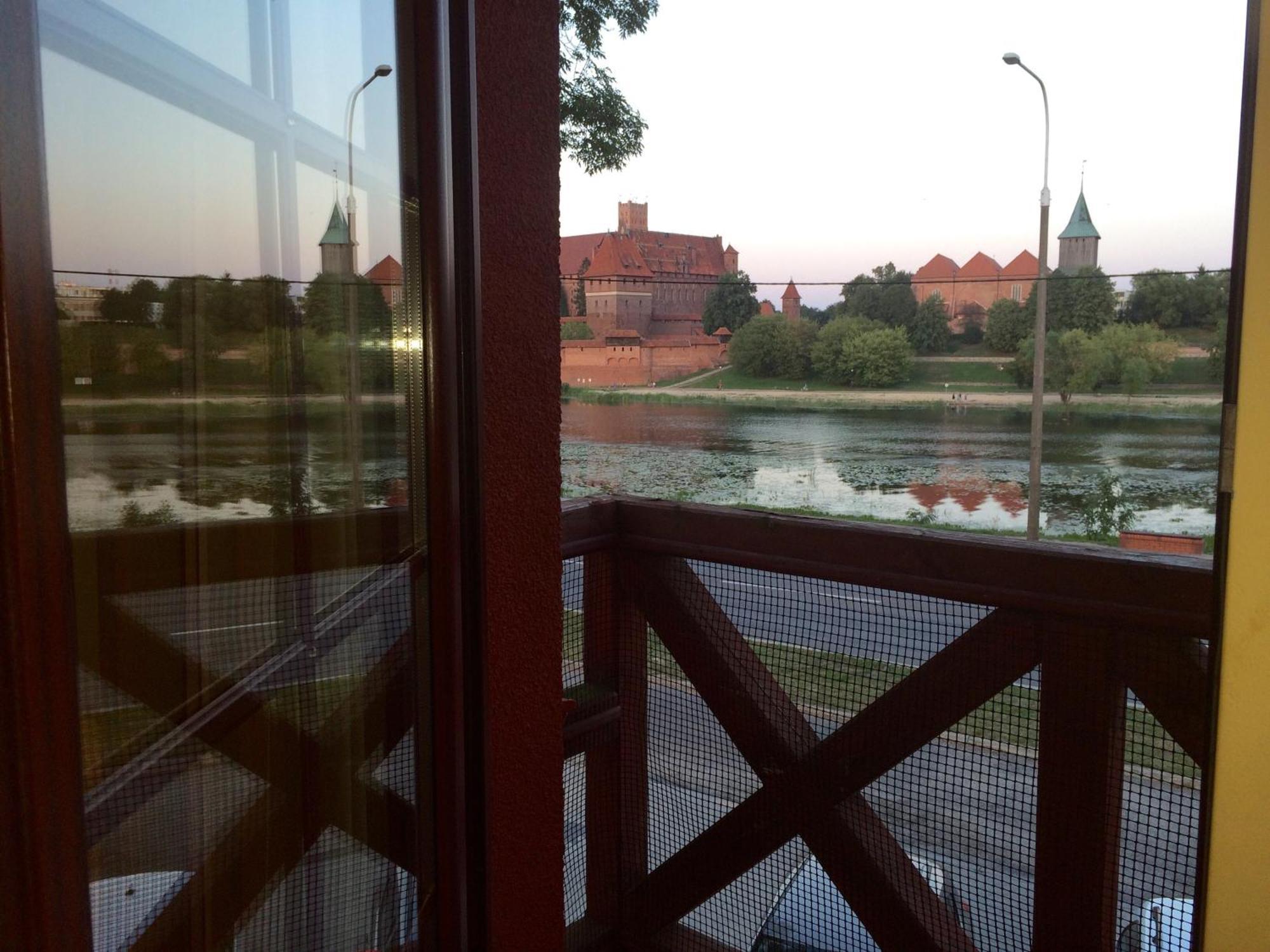 Edmar Bed & Breakfast Малборк Стая снимка